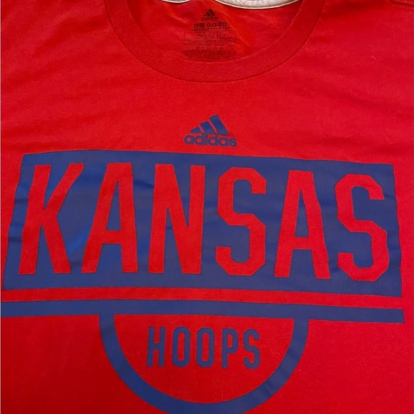 Kansas Jayhawks Adidas Kansas Hoops Short Sleeve T-Shirt Color Red Size XXL - Picture 2 of 4